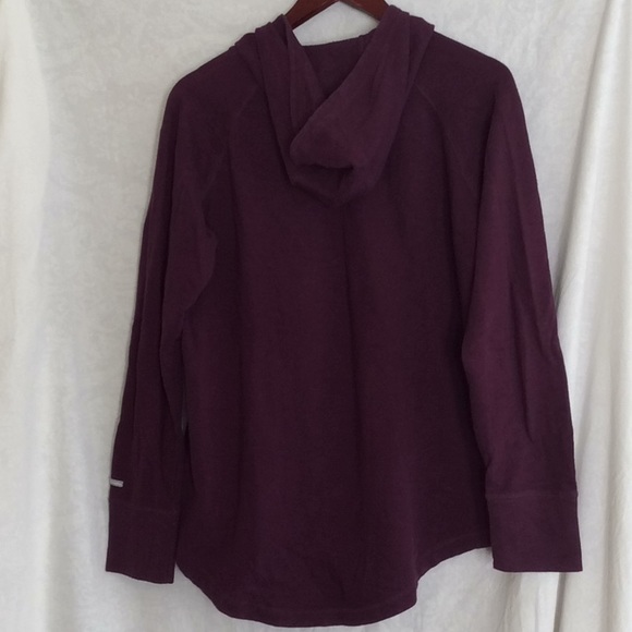 Wine-colored Columbia Hooded Sweatshirt - Picture 2 of 5